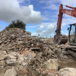 Og bliver knust til godt fyld